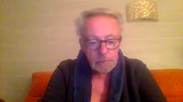 tuggy59 online show from March 19, 5:18 am