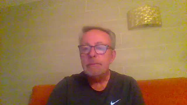 tuggy59 online show from April 16, 5:30 am