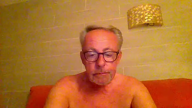 tuggy59 online show from June 3, 3:51 am