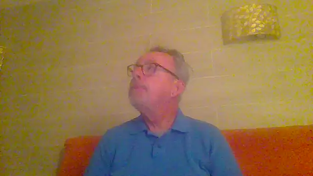 tuggy59 online show from April 29, 4:38 am
