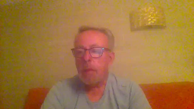 tuggy59 online show from May 15, 4:21 am