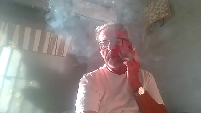 Snapshot of tuggy59 chatting on October 31, 7:49 am tuggy59 online show from October 31, 7:49 am