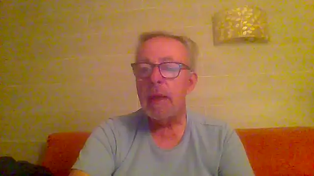 tuggy59 online show from April 1, 4:36 am