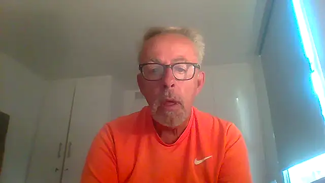 tuggy59 online show from September 22, 5:02 am