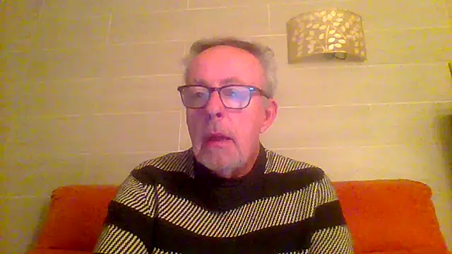 Snapshot of tuggy59 chatting on February 8, 6:00 am tuggy59 online show from February 8, 6:00 am