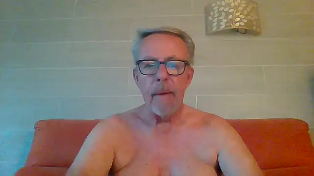 tuggy59 online show from May 29, 5:13 am