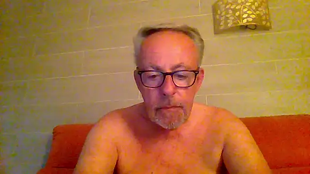 tuggy59 online show from May 26, 4:54 am
