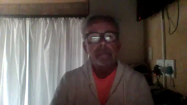 tuggy59 online show from October 4, 5:20 am