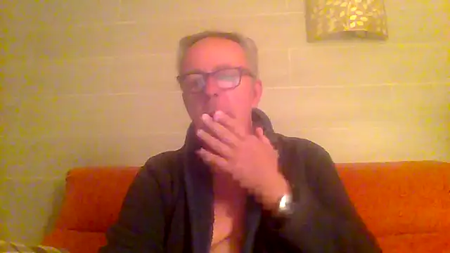 tuggy59 online show from April 2, 3:35 am