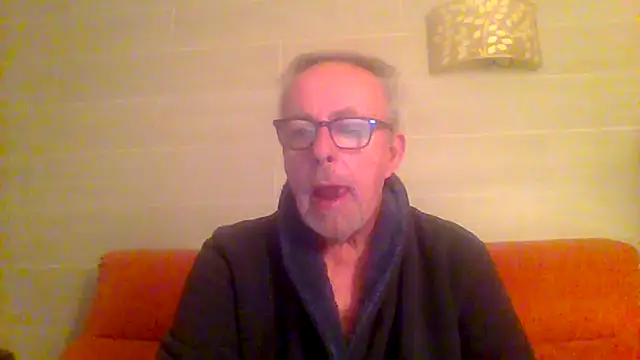 tuggy59 online show from March 6, 4:51 am