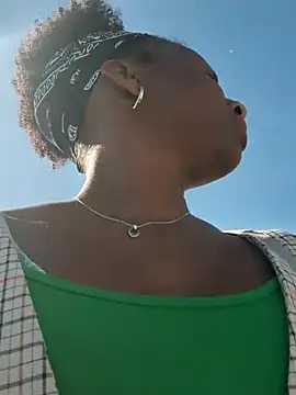 Snapshot of Jeniffer_Jarvis chatting on February 11, 11:43 am Jeniffer Jarvis online show from February 11, 11:43 am