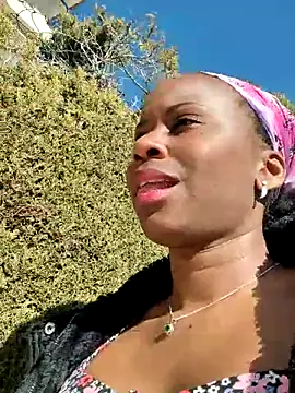 Snapshot of Jeniffer_Jarvis chatting on February 7, 11:18 am Jeniffer Jarvis online show from February 7, 11:18 am