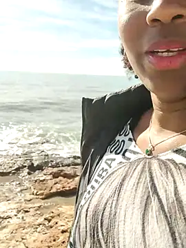 Snapshot of Jeniffer_Jarvis chatting on February 10, 10:47 am Jeniffer Jarvis online show from February 10, 10:47 am