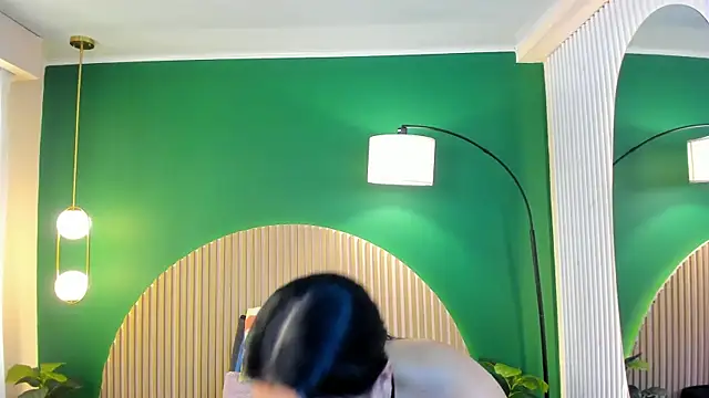 taylor bennet online show from November 6, 7:07 pm