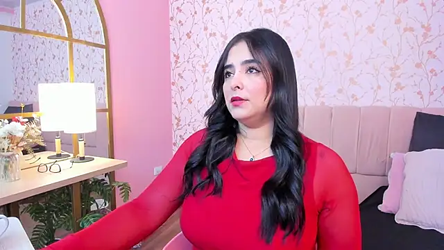 taylor bennet online show from April 4, 11:50 am