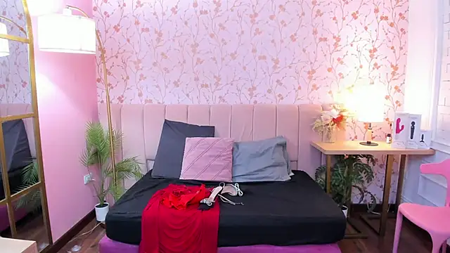 taylor bennet online show from February 9, 11:41 am