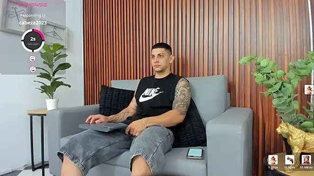 Alex cute77 online show from April 3, 9:27 am