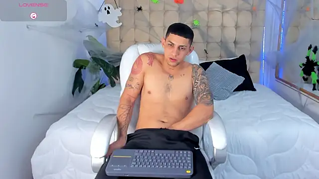 Alex cute77 online show from October 22, 12:59 pm