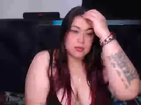 Snapshot of sary-smile chatting on October 1, 3:44 am sary-smile online show from October 1, 3:44 am