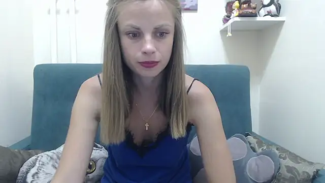 BustyBlondyShow online show from June 23, 8:45 am