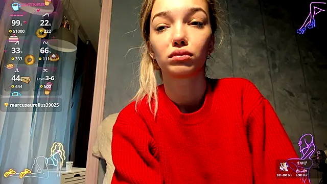 Snapshot of Sassy_Teen chatting on November 9, 10:30 am Sassy Teen online show from November 9, 10:30 am