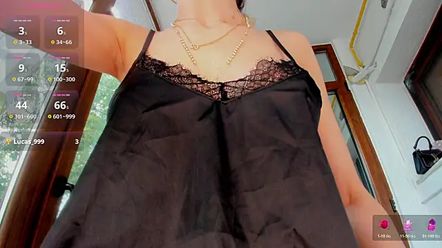 Snapshot of Sassy_Teen chatting on June 4, 8:30 am Sassy Teen online show from June 4, 8:30 am