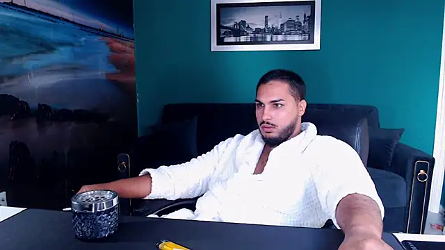 Snapshot of ZenoBaro1 chatting on October 11, 1:01 pm ZenoBaro1 online show from October 11, 1:01 pm