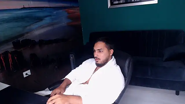 Snapshot of ZenoBaro1 chatting on October 18, 7:10 am ZenoBaro1 online show from October 18, 7:10 am