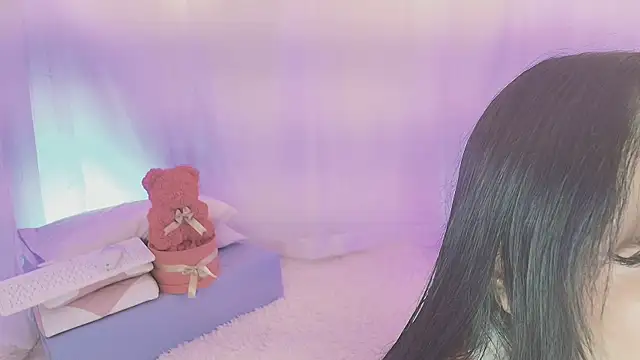 Snapshot of lili_taylor chatting on September 28, 11:06 am lili taylor online show from September 28, 11:06 am