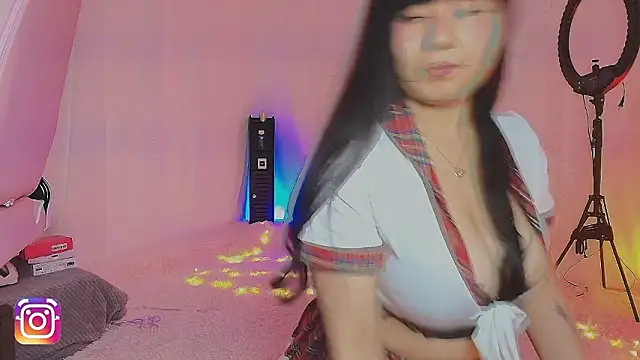 lili taylor online show from February 15, 4:06 pm