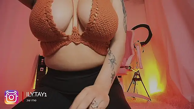 lili taylor online show from February 5, 4:25 pm