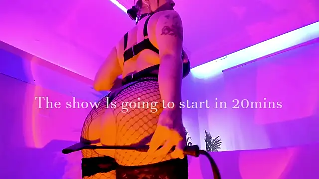Gloomydoll online show from May 14, 7:44 pm