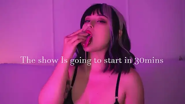 Gloomydoll online show from July 1, 9:04 pm