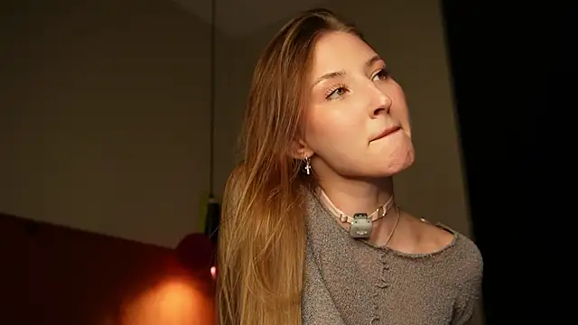 annief0x online show from July 22, 4:58 am