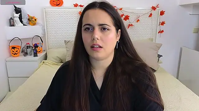 Snapshot of Eva_Rogers_ chatting on October 31, 9:22 pm Eva Rogers online show from October 31, 9:22 pm