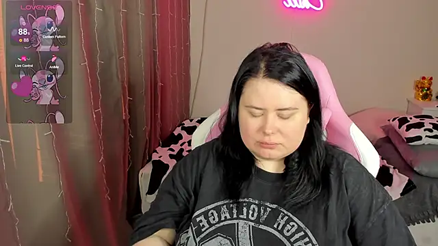 Akemi BBW online show from March 2, 7:59 am