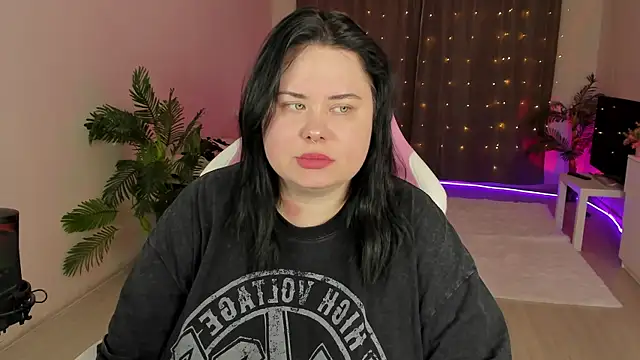 Snapshot of Akemi_BBW chatting on September 25, 5:52 pm Akemi BBW online show from September 25, 5:52 pm