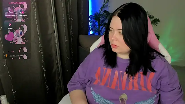 Akemi BBW online show from December 19, 4:49 am