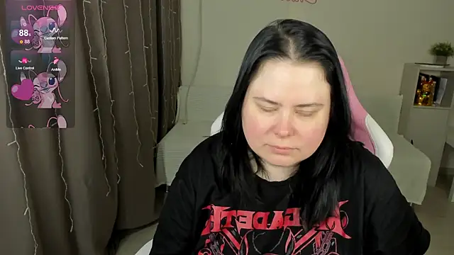 Akemi BBW online show from April 7, 3:52 am