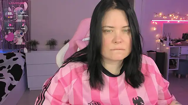 Akemi BBW online show from May 16, 8:46 am