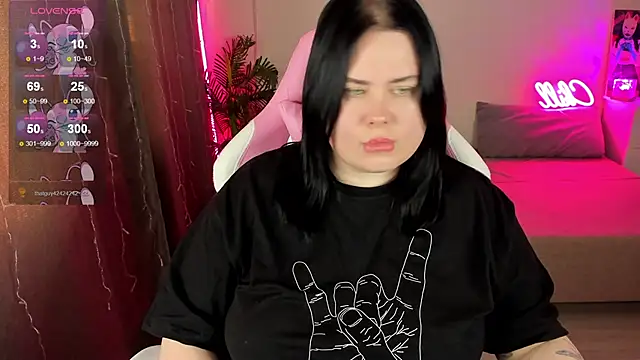 Akemi BBW online show from November 17, 5:33 am