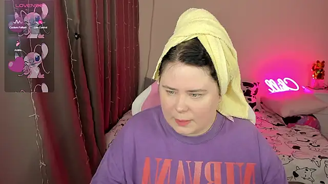 Akemi BBW online show from February 11, 4:56 am