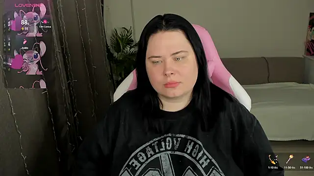 Akemi BBW online show from December 4, 5:39 am