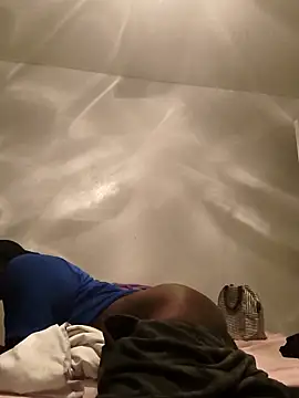 icyMike43 online show from February 11, 2:55 am