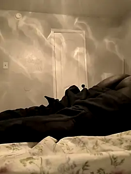 icyMike43 online show from February 8, 6:22 am