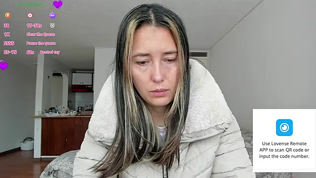 zoe jeane beker online show from March 22, 6:31 pm
