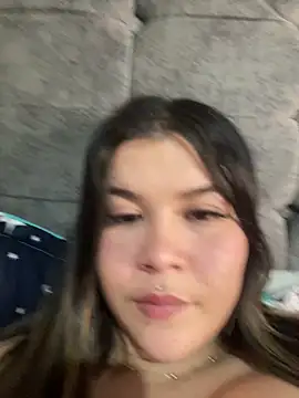 zoe adhara online show from October 31, 10:16 pm