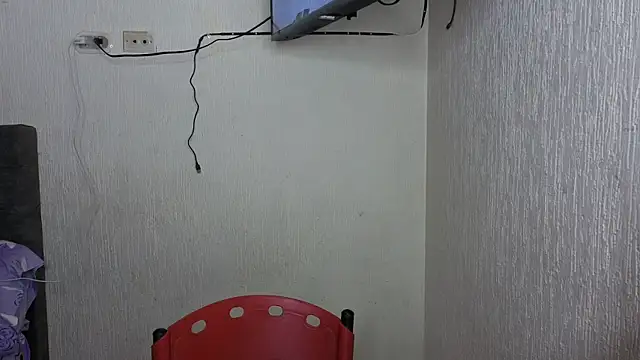 zoe adhara online show from April 21, 1:07 am