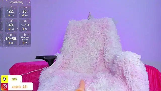 Snapshot of Anette_ chatting on September 24, 7:20 pm Anette online show from September 24, 7:20 pm