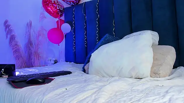 Anette  online show from February 23, 8:09 pm